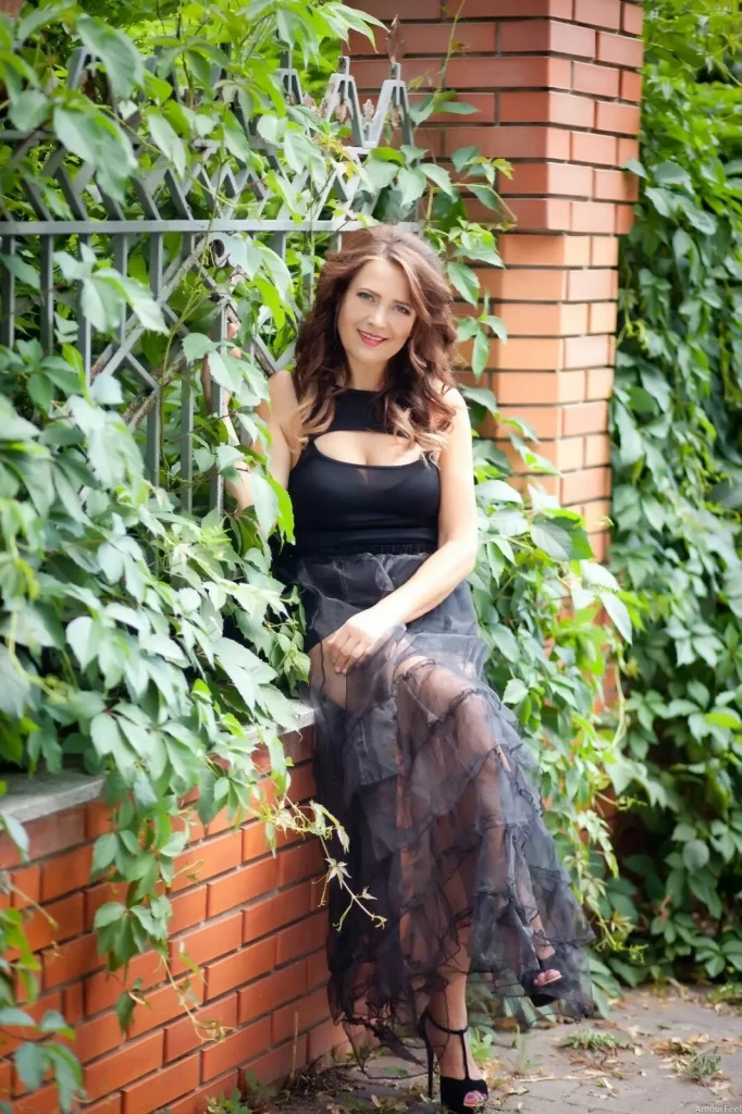 Oksana Profile image 4