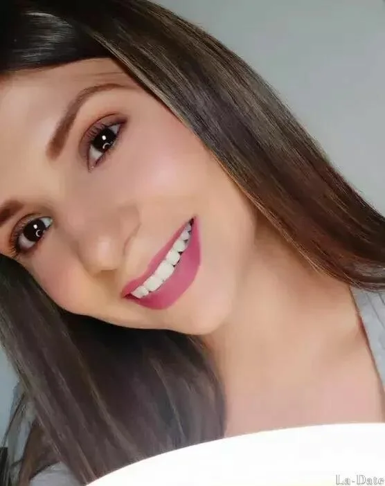 Alena Profile image 1