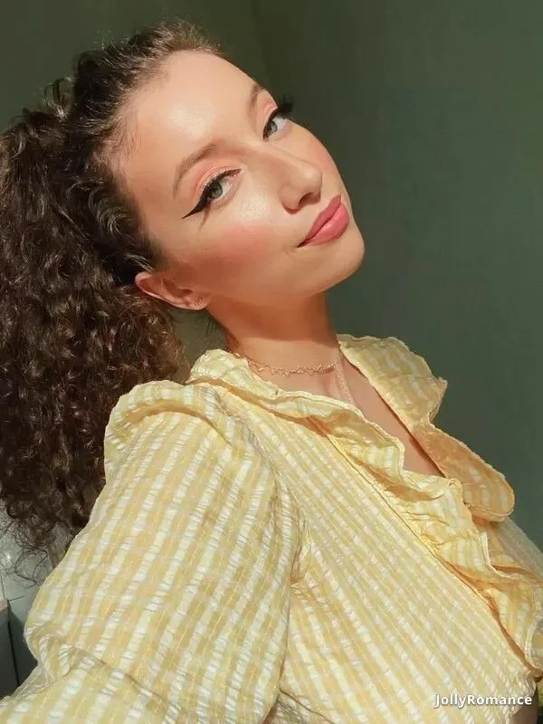 Svetlana Profile image 1